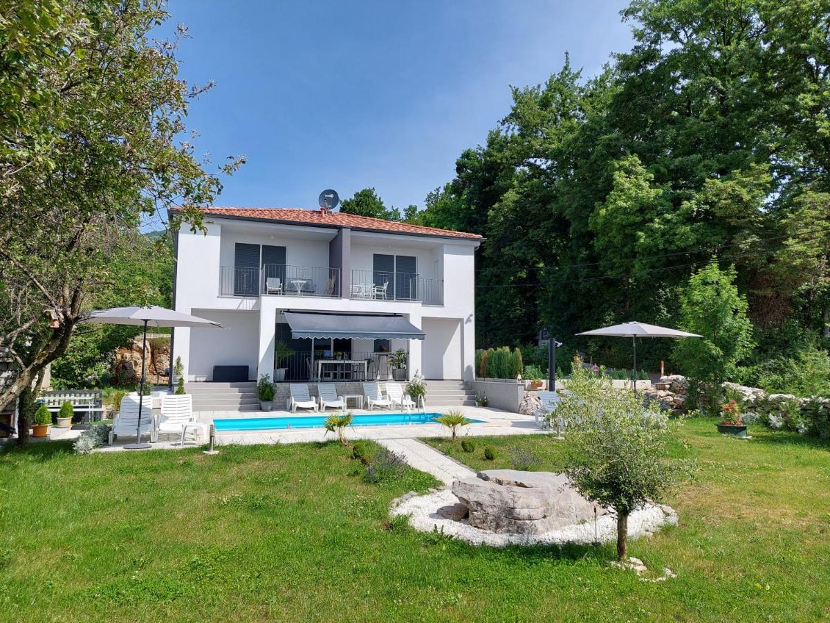 Villa Madlen Icici Exterior photo