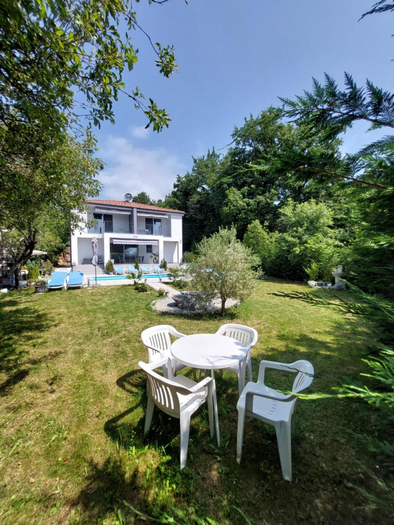 Villa Madlen Icici Exterior photo